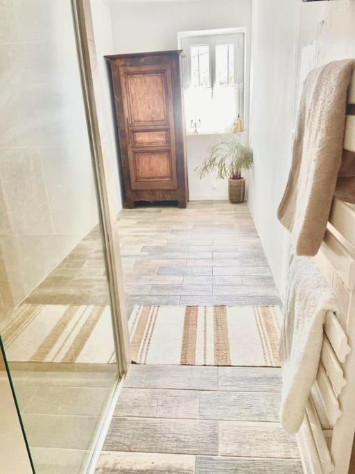 Maison Avec Jardin Et 3 Petits Chats , Proche Du Chateau Lacoste Le Puy-Sainte-Réparade Екстериор снимка